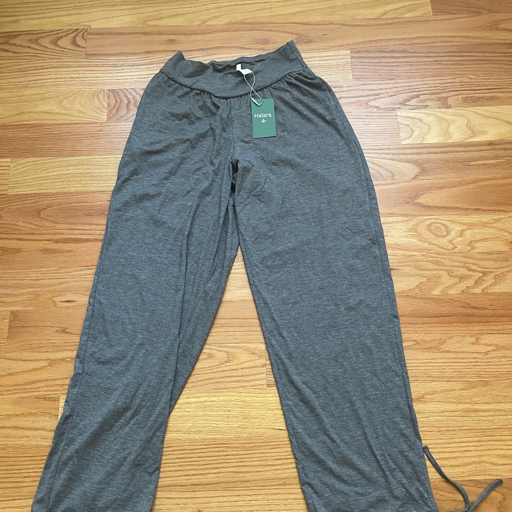 Halara size Small Gray Pants New